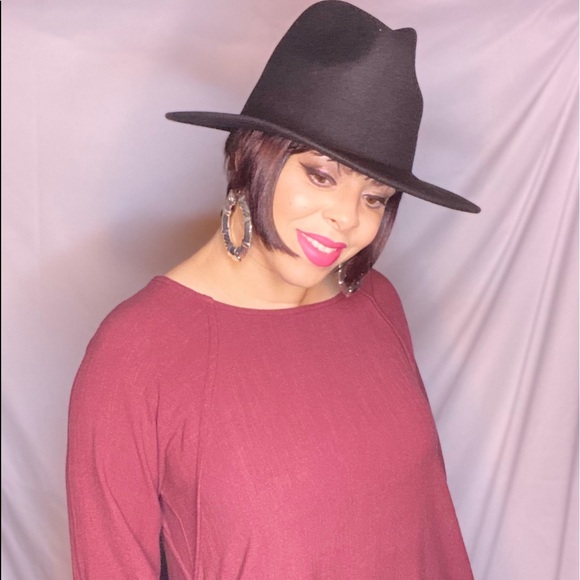 Welcome to my Closet! - Picture 4 of 8